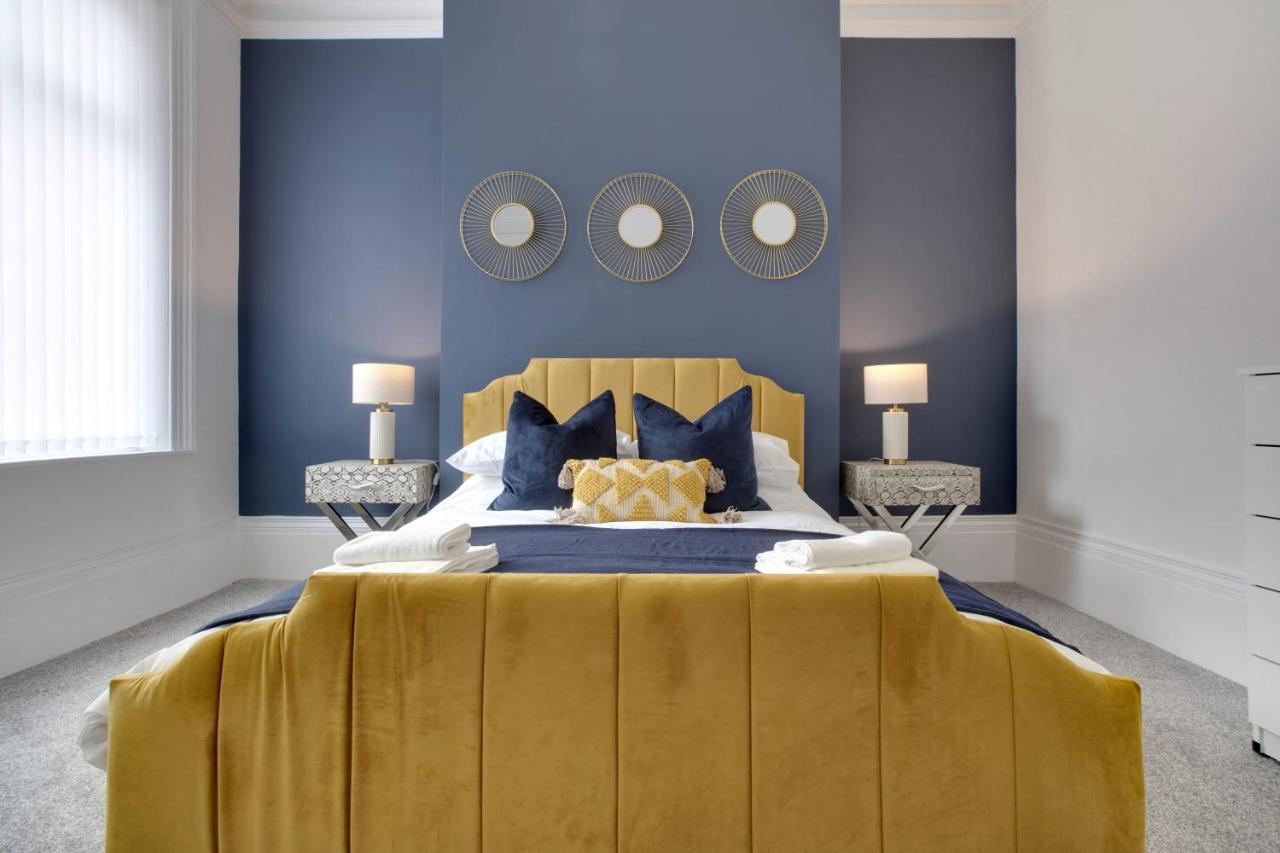 Stunning 4-Bedroom, 2 Bathrooms In Sunderland ซันเดอร์แลนด์ ภายนอก รูปภาพ